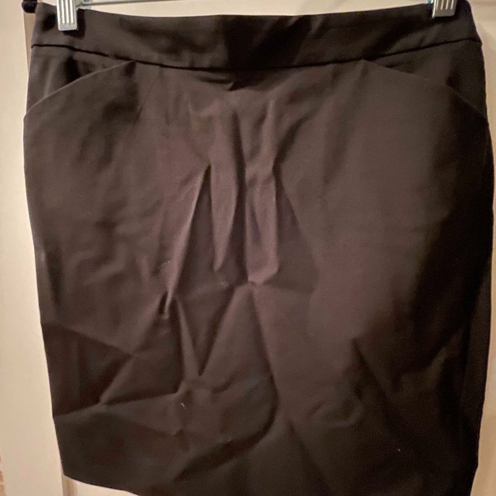 Theory Black Pencil Skirt - Lightweight Italian Wool, Size 8